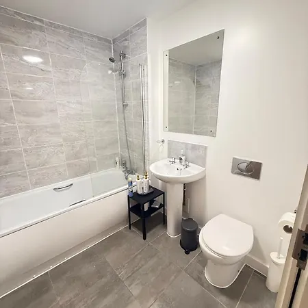 Escape To Modern 2Br Apartment In City Centre! Manchester Exterior photo