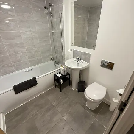 Escape To Modern 2Br Apartment In City Centre! Manchester Exterior photo