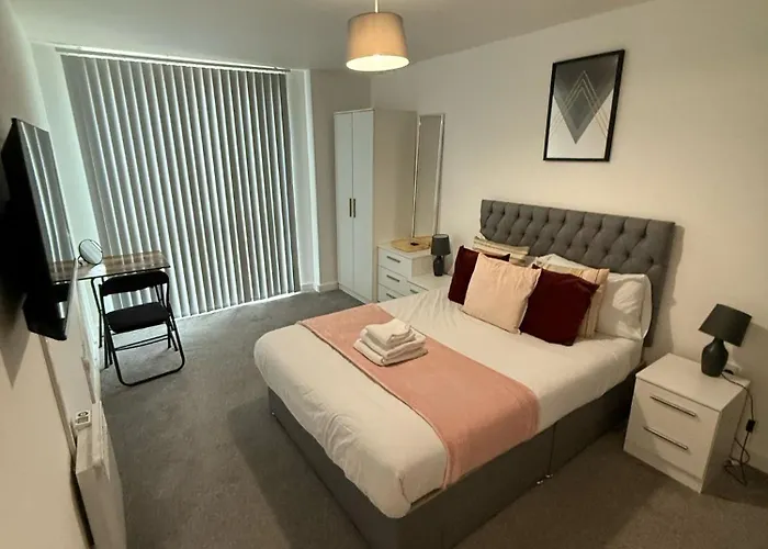 Escape To Modern 2Br Apartment In City Centre!
