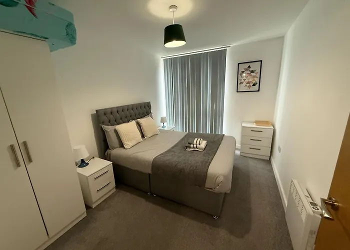 Escape To Modern 2Br Apartment In City Centre!