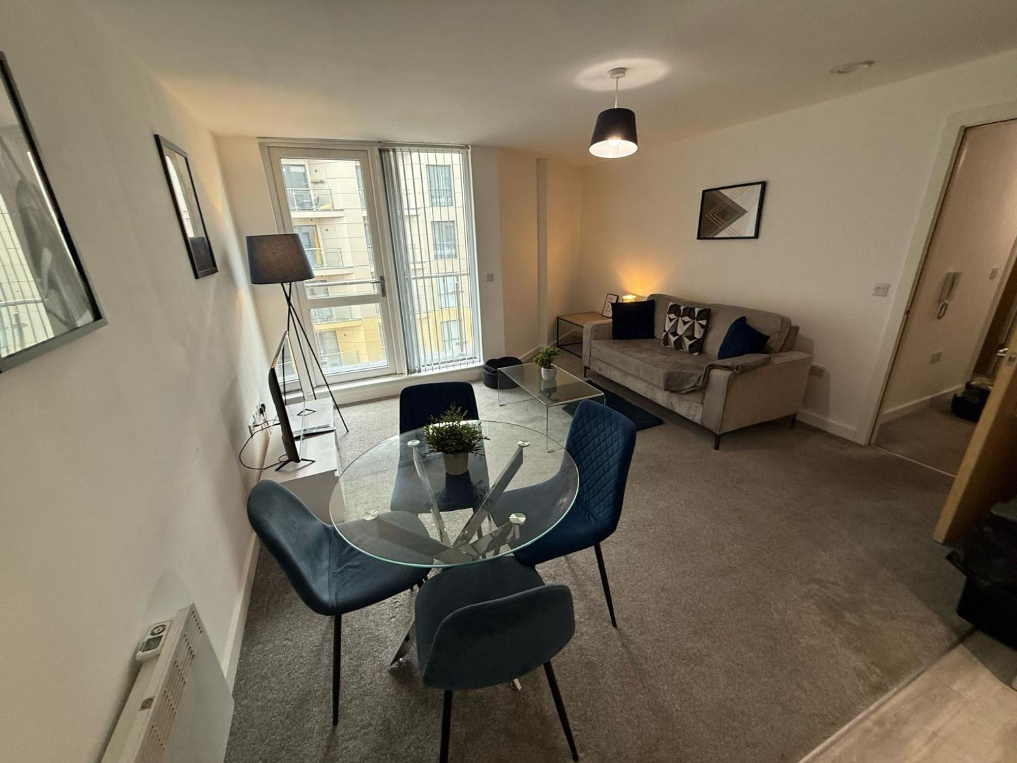 Escape To Modern 2br In Centre! Appartement